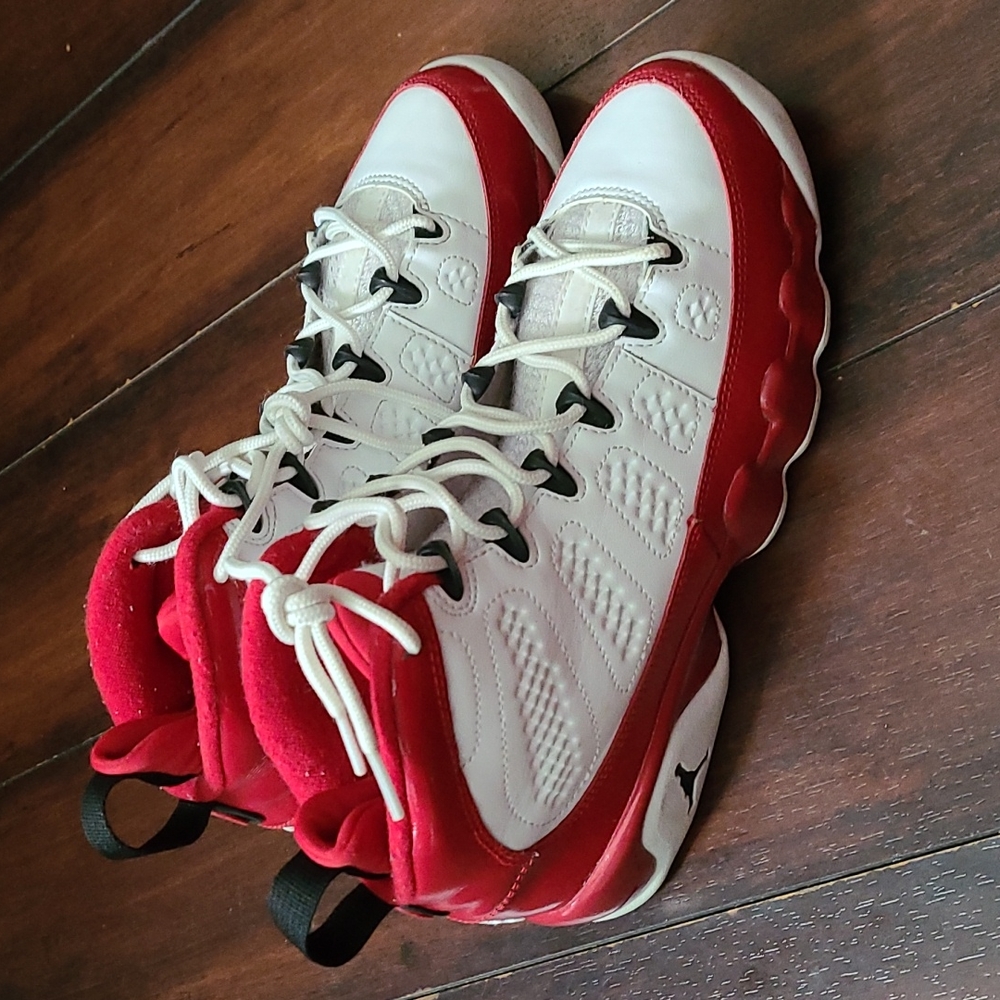 Jordan 9s
